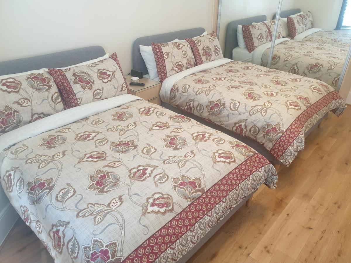 London Luxury 2 Bedroom Flat 5Min Walk From Overground, With Free Wifi, Free Parking-Sleeps X6 Ilford Exterior photo